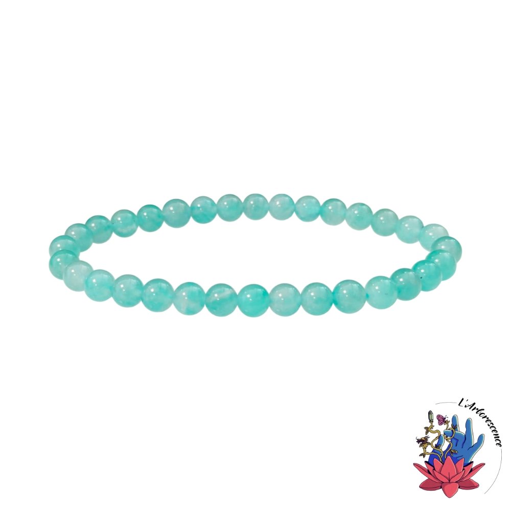 Découvrez le Bracelet Amazonite des Etats-Unis, un bijou qui combine élégance naturelle et bien-être spirituel. Fabriqué à partir de perles d'Amazonite de 6mm, originaires des Etats-Unis, ce bracelet séduit par ses nuances apaisantes, allant du vert turquoise au bleu ciel, agrémentées de touches blanchâtres qui rappellent la douceur des paysages naturels.